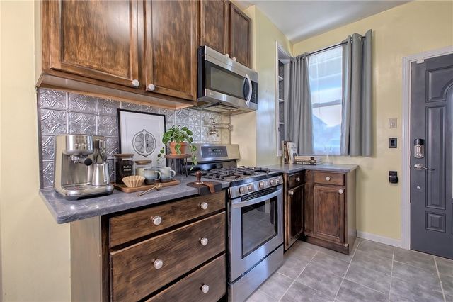 151 Chalfonte Avenue, West View, PA 15229
