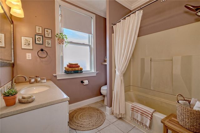 151 Chalfonte Avenue, West View, PA 15229