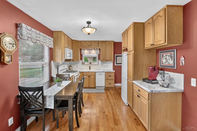 5469 Mary Court, Saginaw Twp, MI 48603