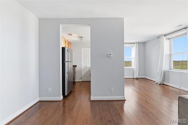 5330 Pershing Avenue 807, St Louis, MO 63112