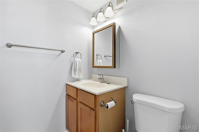 5330 Pershing Avenue 807, St Louis, MO 63112