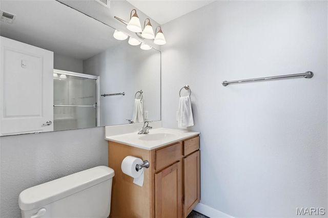 5330 Pershing Avenue 807, St Louis, MO 63112