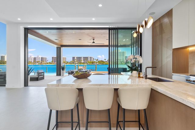 19696 Harbor Road N, Jupiter, FL 33469