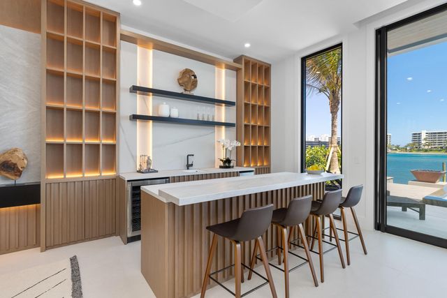 19696 Harbor Road N, Jupiter, FL 33469