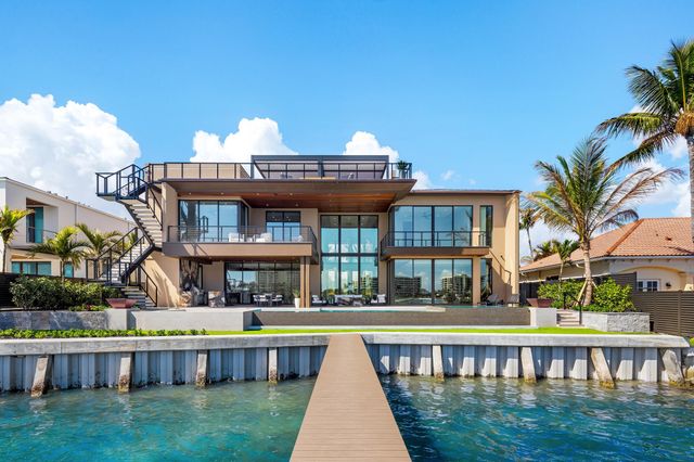 19696 Harbor Road N, Jupiter, FL 33469