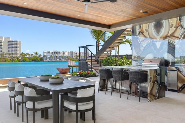 19696 Harbor Road N, Jupiter, FL 33469