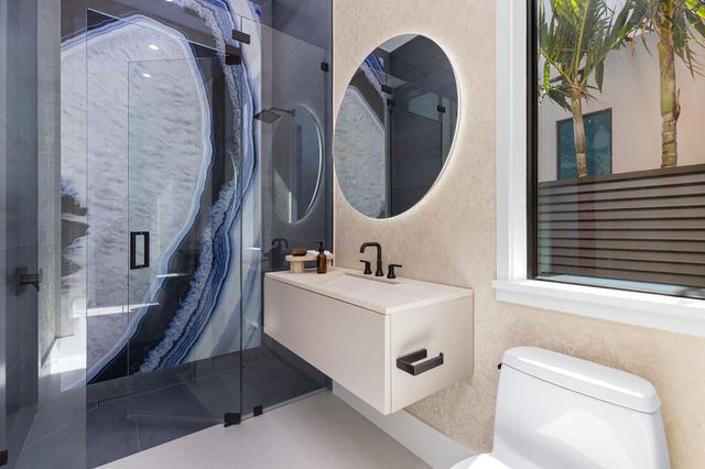 19696 Harbor Road N, Jupiter, FL 33469