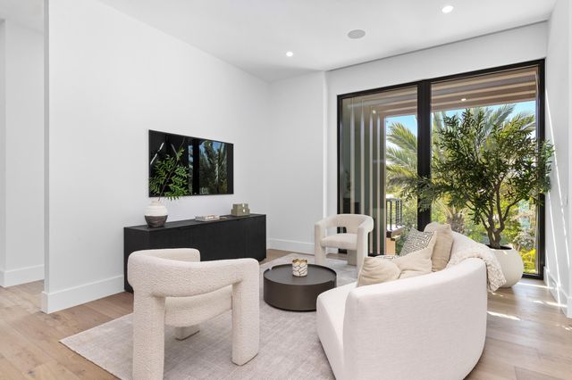 19696 Harbor Road N, Jupiter, FL 33469