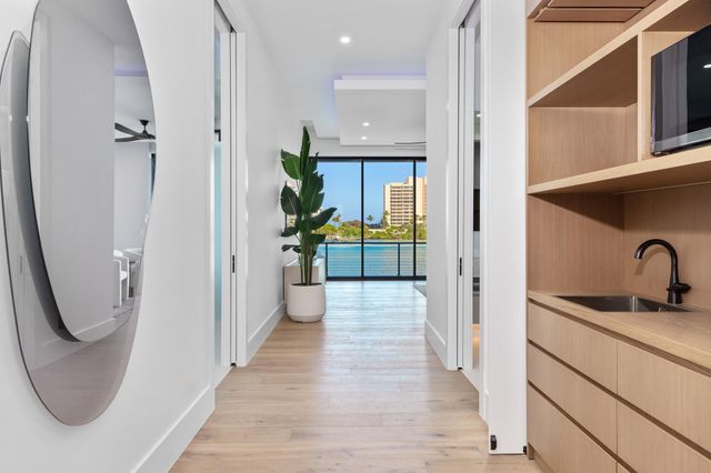 19696 Harbor Road N, Jupiter, FL 33469