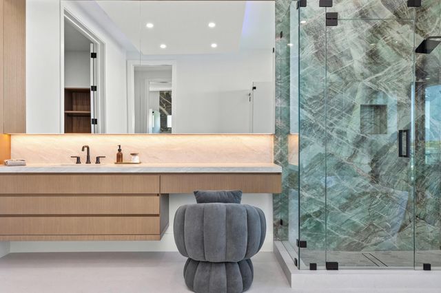 19696 Harbor Road N, Jupiter, FL 33469