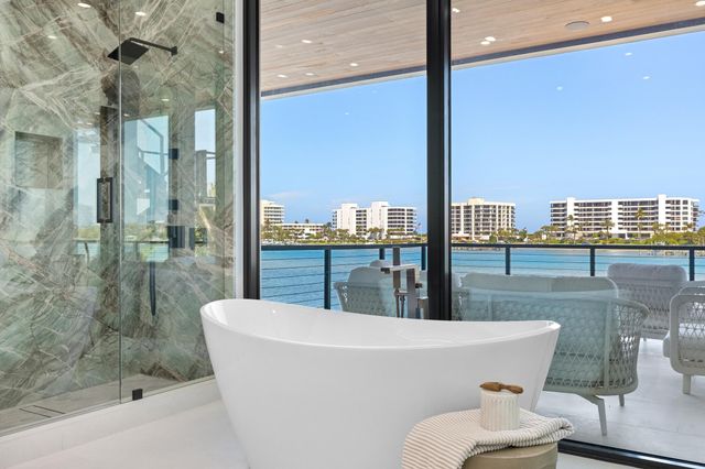 19696 Harbor Road N, Jupiter, FL 33469