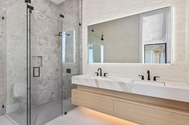 19696 Harbor Road N, Jupiter, FL 33469