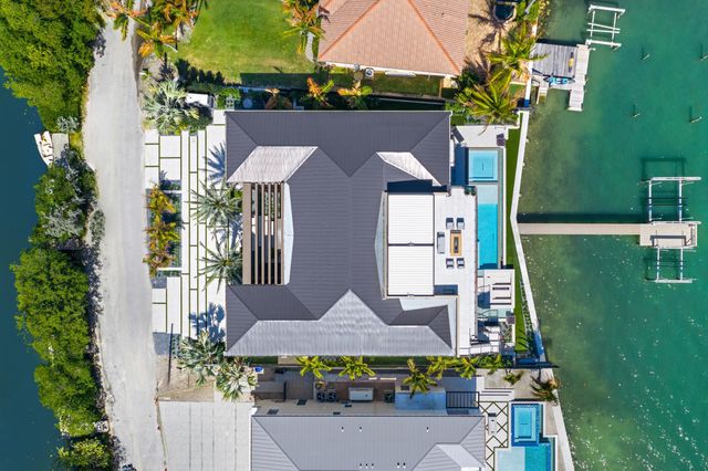 19696 Harbor Road N, Jupiter, FL 33469