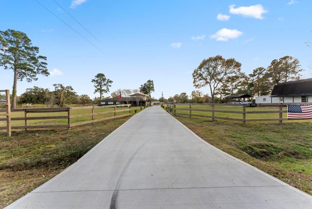 24521 Magnolia Road, Hockley, TX 77447