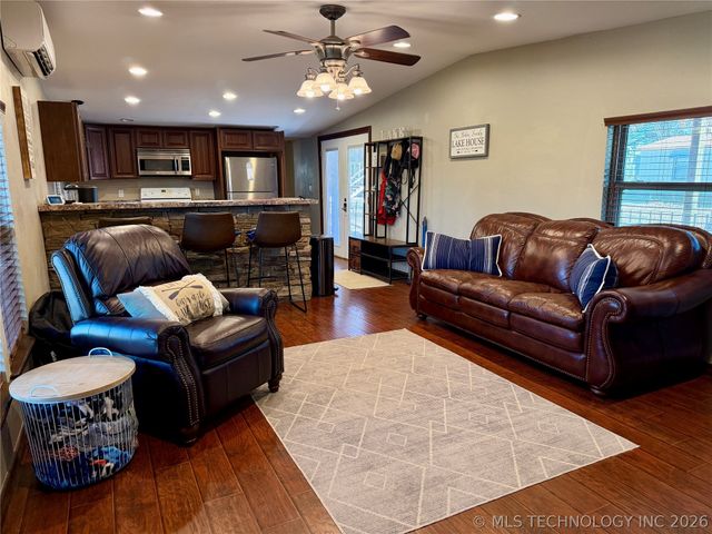 113983 S 4281 Road, Porum, OK 74455