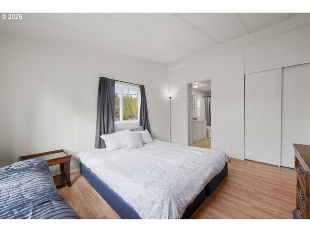 34167 EL ROBLE Ave, Eugene, OR 97405