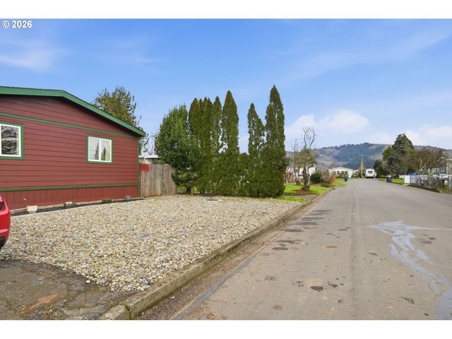 34167 EL ROBLE Ave, Eugene, OR 97405