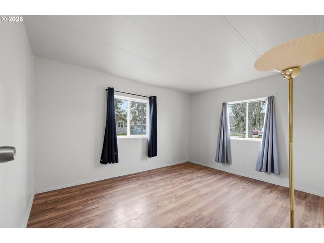 34167 EL ROBLE Ave, Eugene, OR 97405