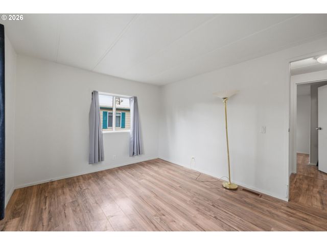 34167 EL ROBLE Ave, Eugene, OR 97405