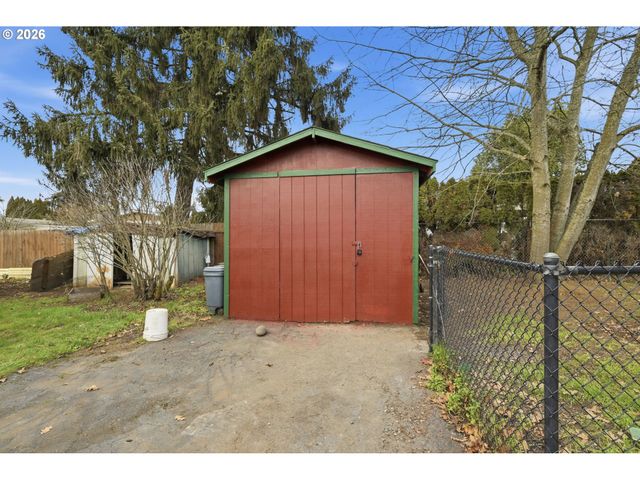 34167 EL ROBLE Ave, Eugene, OR 97405