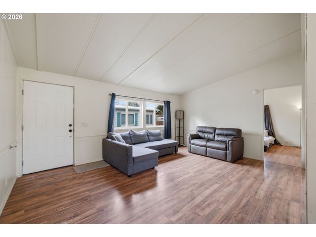 34167 EL ROBLE Ave, Eugene, OR 97405