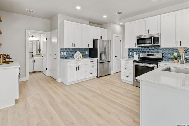 907 AMIGO ST, San Antonio, TX 78260