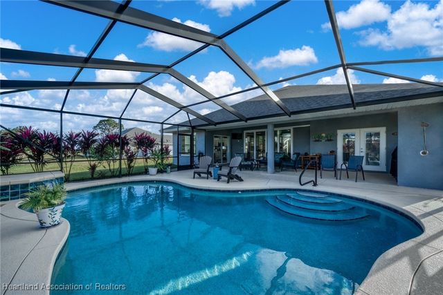 717 Cypress Court, Sebring, FL 33876