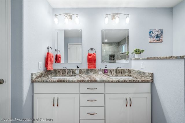 717 Cypress Court, Sebring, FL 33876