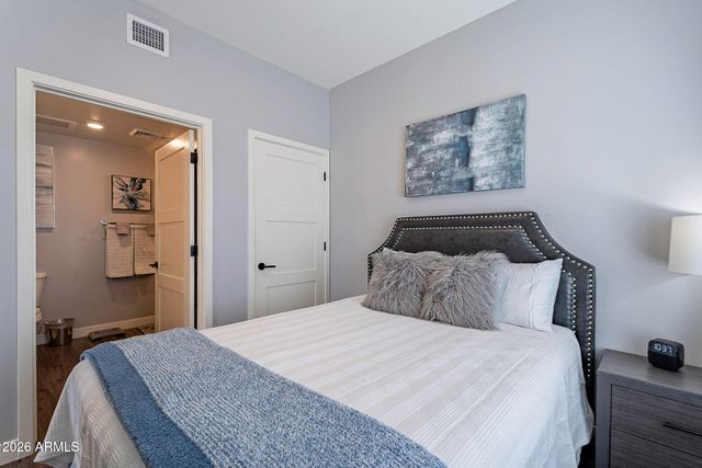 475 N 9TH Street 106, Phoenix, AZ 85006