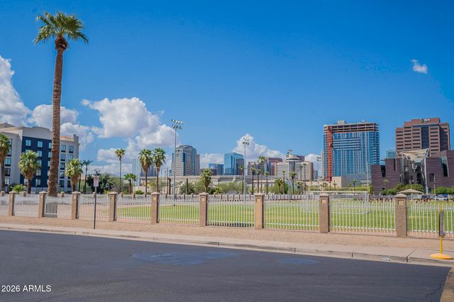 475 N 9TH Street 106, Phoenix, AZ 85006
