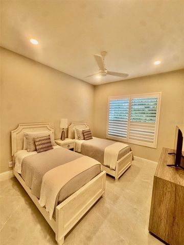 32 BAYHEAD LANE, Osprey, FL 34229