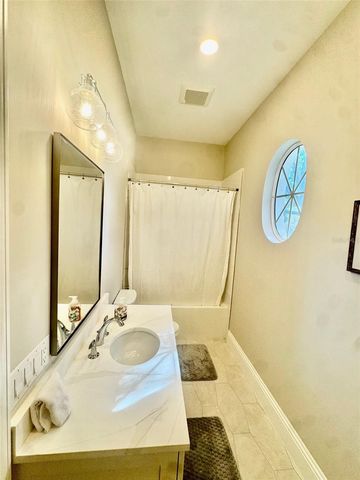 32 BAYHEAD LANE, Osprey, FL 34229