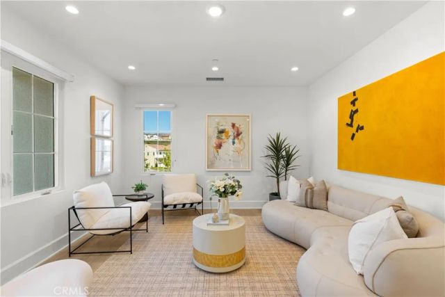 227 Fiore, Irvine, CA 92602