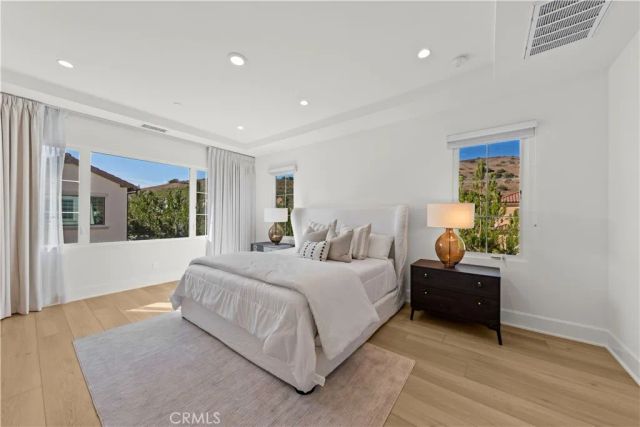 227 Fiore, Irvine, CA 92602