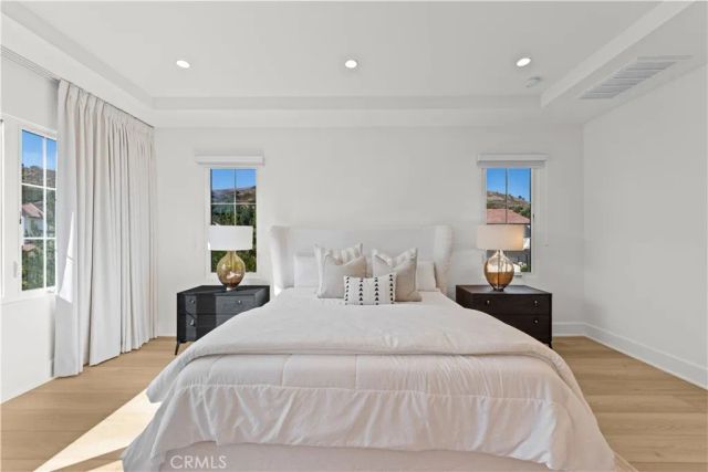 227 Fiore, Irvine, CA 92602