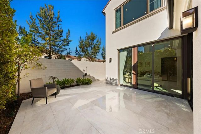 227 Fiore, Irvine, CA 92602