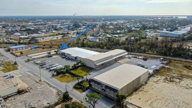 323 W 14th Street, Panama City, FL 32401