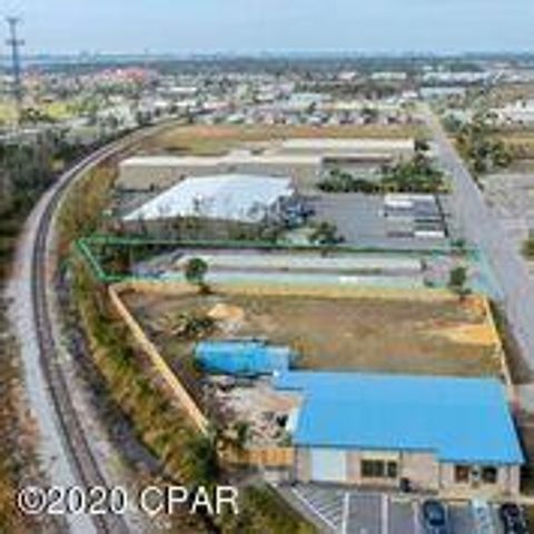 323 W 14th Street, Panama City, FL 32401