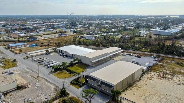 323 W 14th Street, Panama City, FL 32401