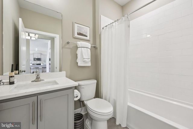 7700 BOWLES CIR, Fredericksburg, VA 22407