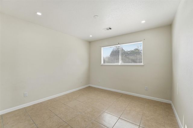 119 Little Buck Drive, Crosby, TX 77532