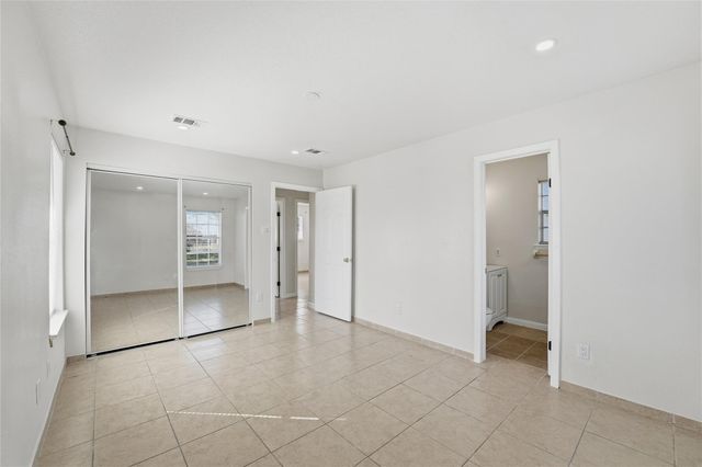 119 Little Buck Drive, Crosby, TX 77532