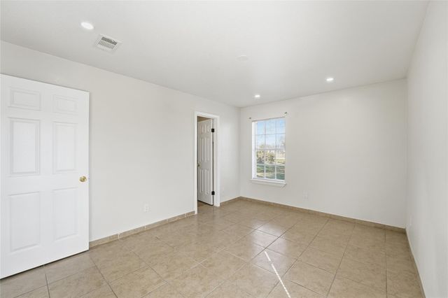 119 Little Buck Drive, Crosby, TX 77532