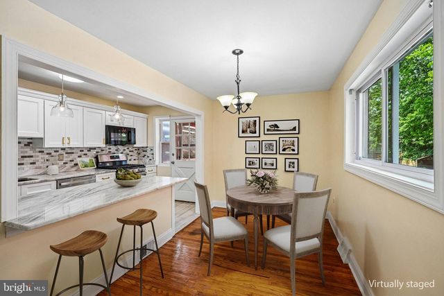102 LINCOLN AVE, Collingdale, PA 19023