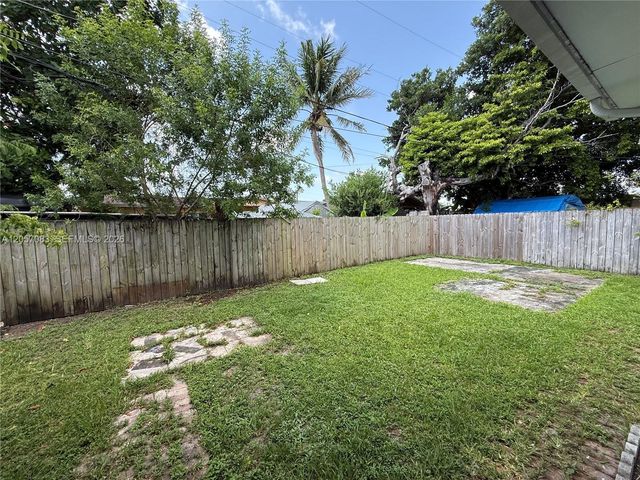 7550 NW 2nd Terrace 7750, Miami, FL 33126