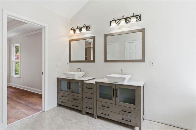1176 Michael Lane, Decatur, GA 30033
