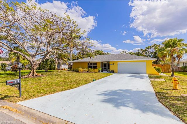 117 Big Springs DR, Naples, FL 34113