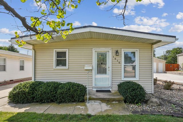 1816 Locke Avenue, Waterloo, IA 50702