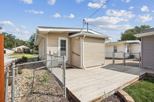1816 Locke Avenue, Waterloo, IA 50702