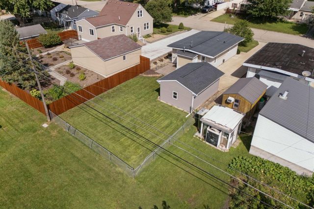 1816 Locke Avenue, Waterloo, IA 50702
